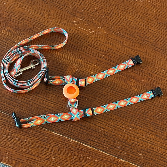 Cat Leash - Picture 1 of 3